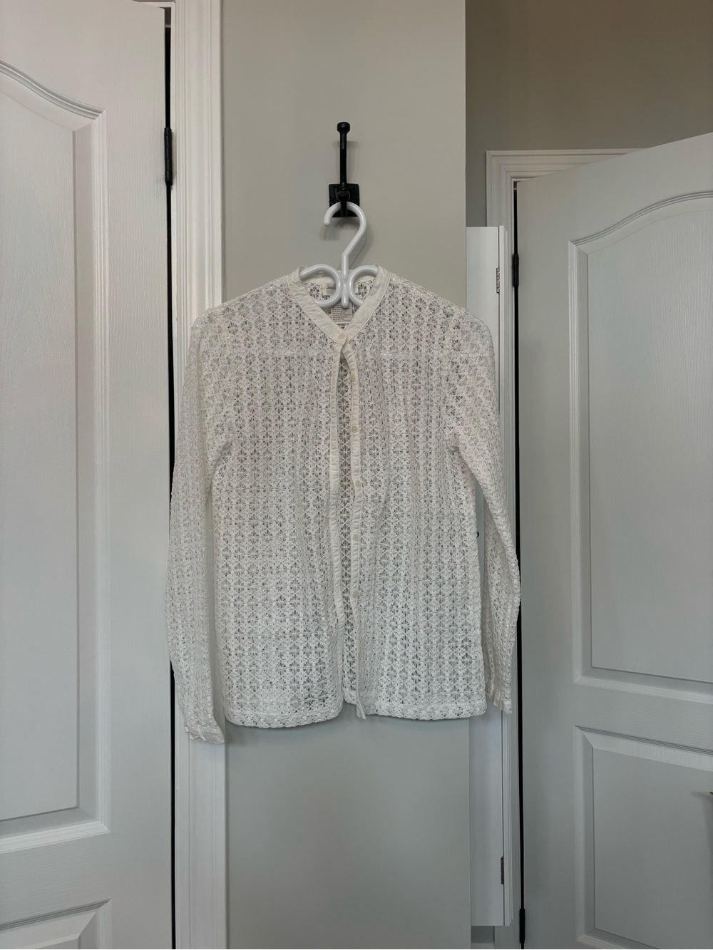 Jones New York White Crochet Lace Button-Up Blouse